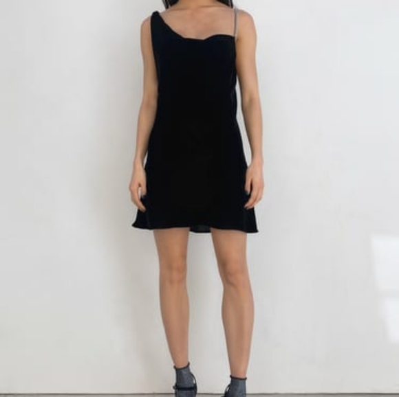NEW Blogger's Favorite Zara Black Velvet Chain Dress Small - Picture 11 of 11